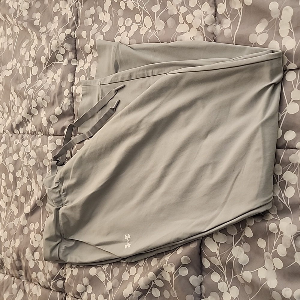 Women's under armour joggers